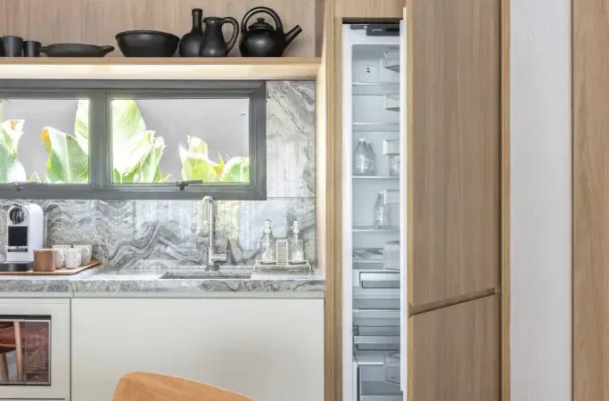 Como escolher a geladeira ideal para cozinha pequena: