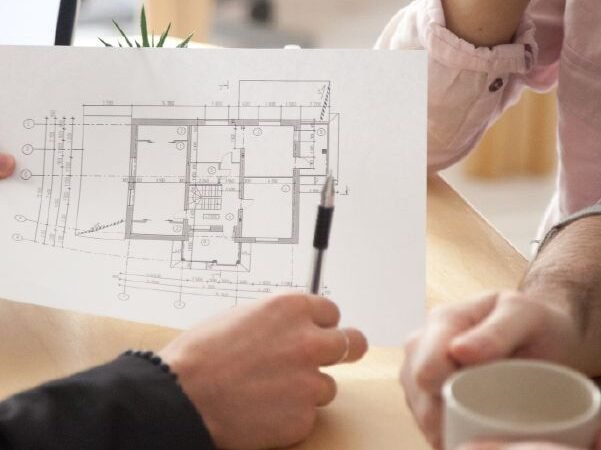 Planejado ou Decorado: O Que Realmente Vale o Seu Dinheiro?